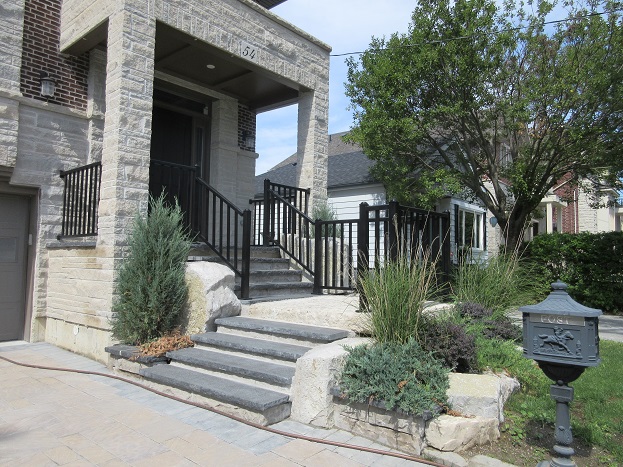 Experienced Natural Stone Landscaping Forest Hill Toronto